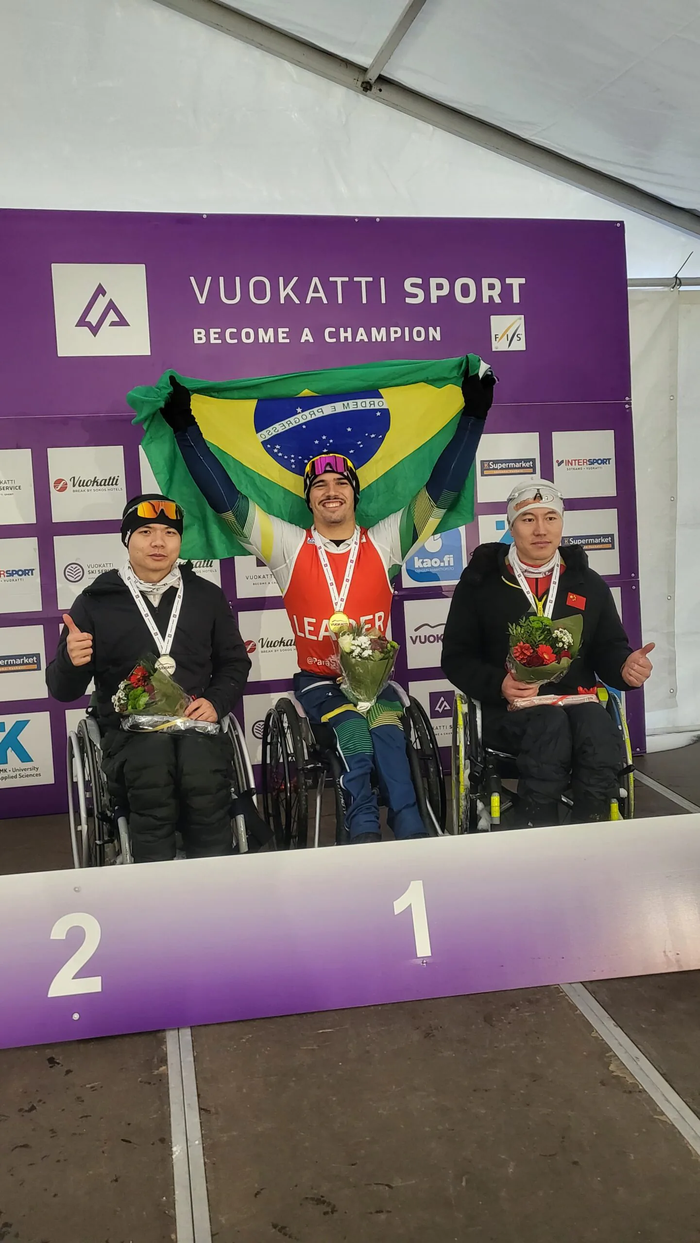 cristian ribera é medalha de ouro na finlândia