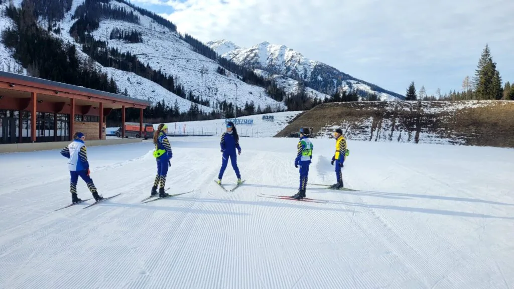 As atletas durante o training camp em Obertilliach.